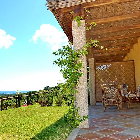 Li Teggi Turismo Rurale San Teodoro  Exteriör bild